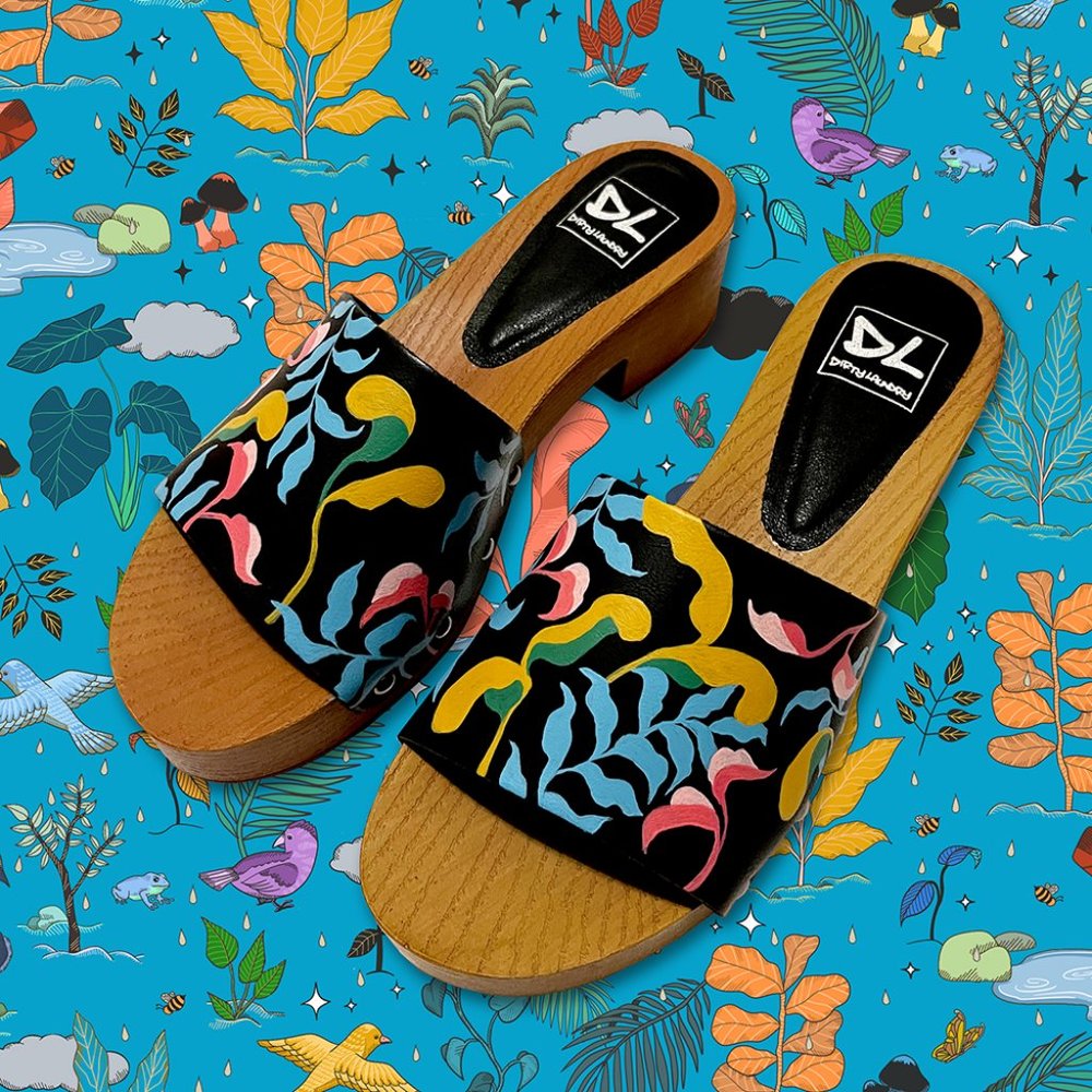 New Hand-painted Slipper Heels Size 7